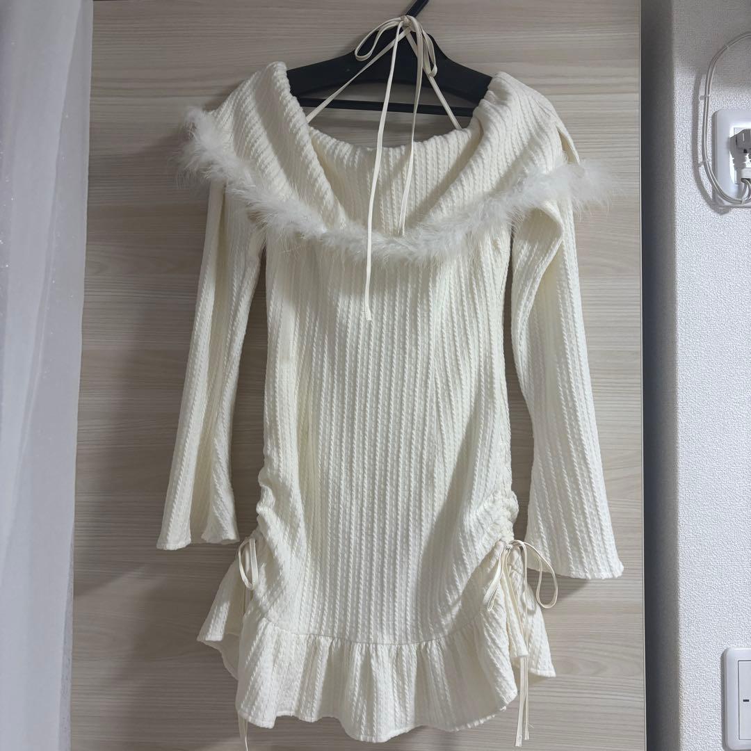 エムミーエメ Feather offshoulder mini onepiece