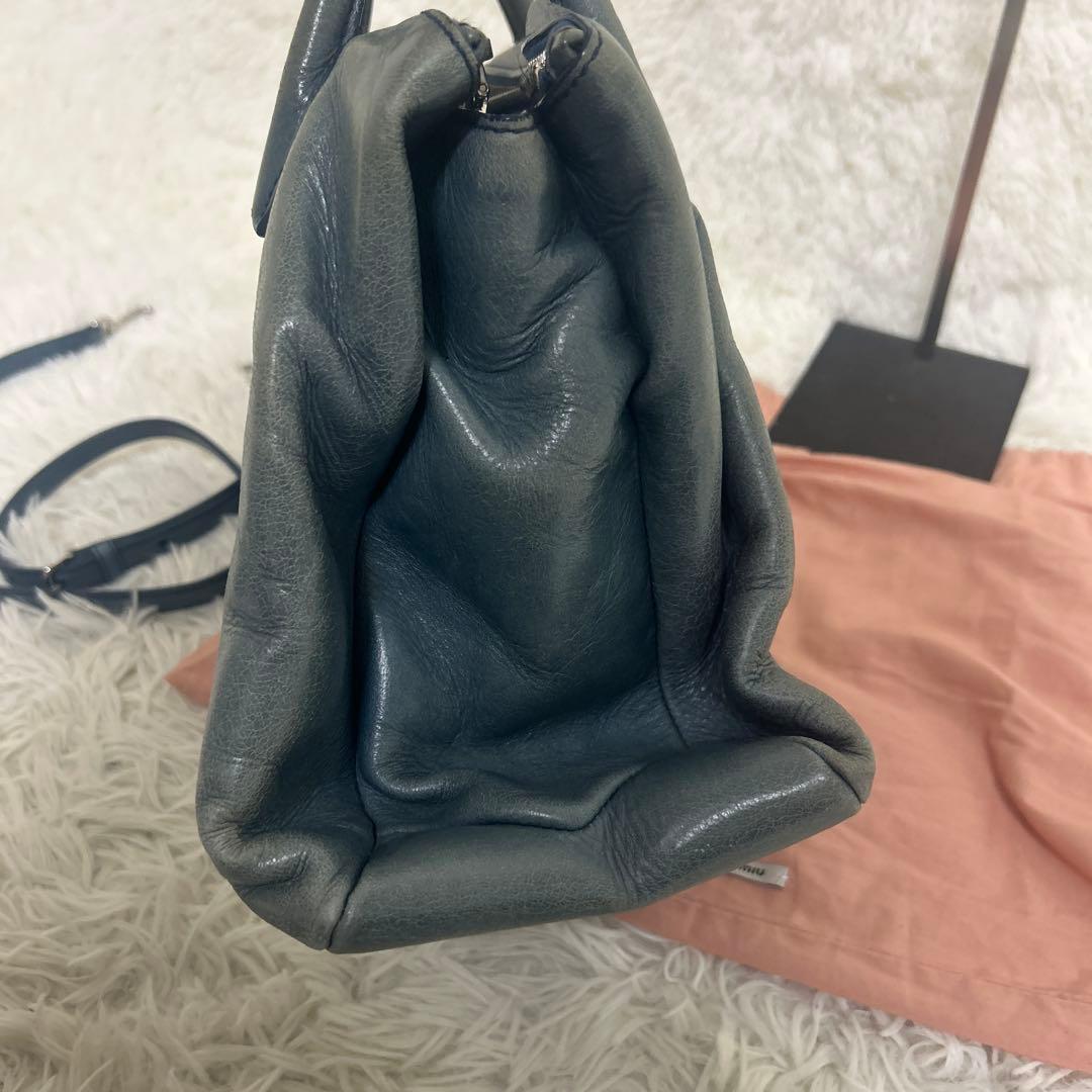 【希少カラー‼️】miumiu ハンドバッグ レザー　2way ショルダー