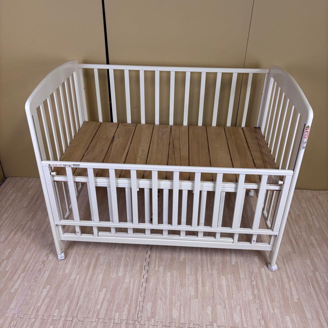 ☆除菌清掃済☆美品☆カトージ　立ちベッド　シンプルコンフォートF　白　すのこ床板