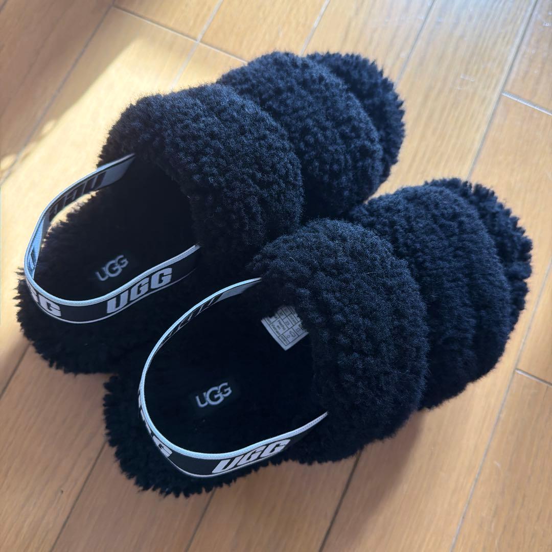 UGG オー フラッフィータ OH FLUFFITA サンダル　ボア　ブラック