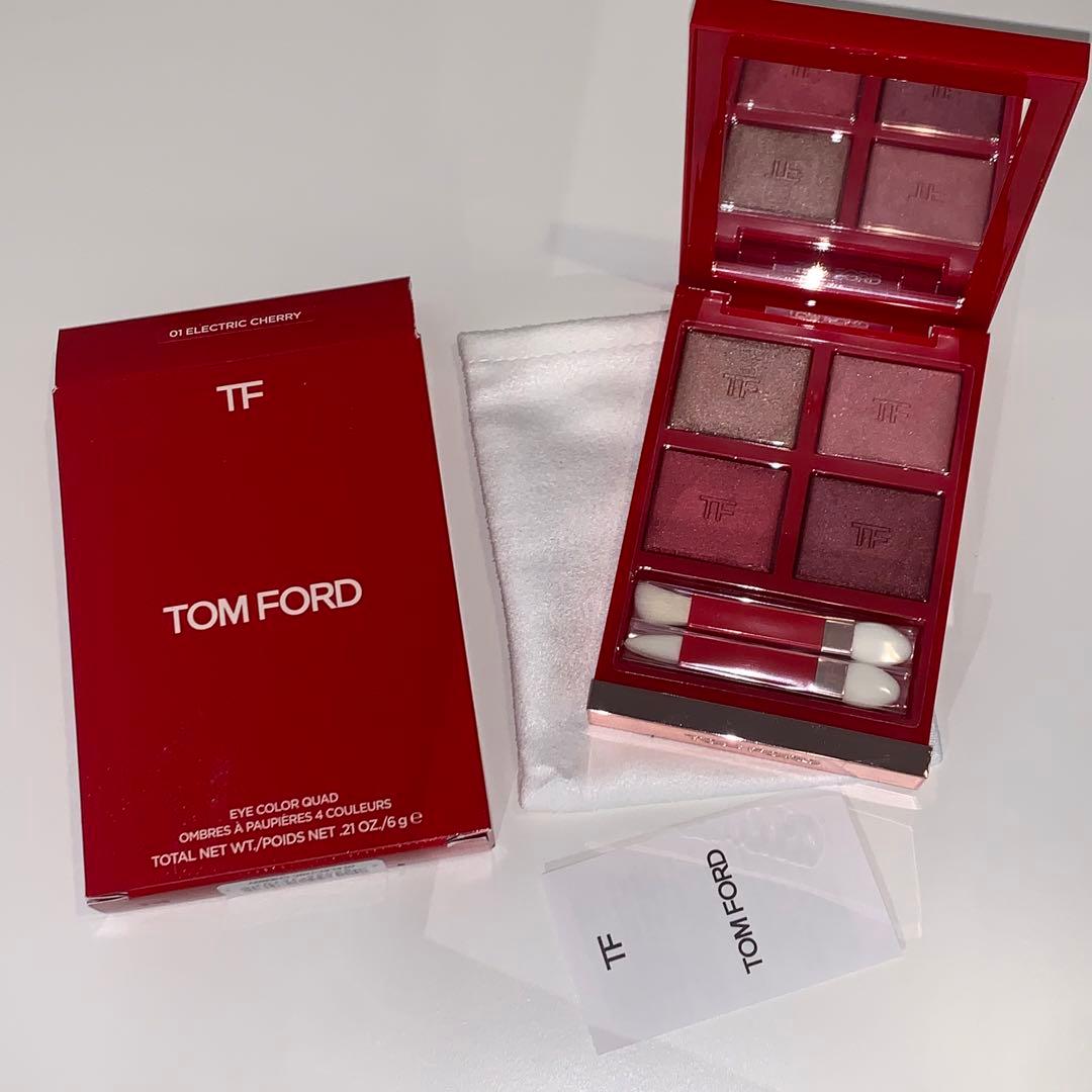 トム フォード ビューティ アイ カラー クォード エレクトリックチェリー