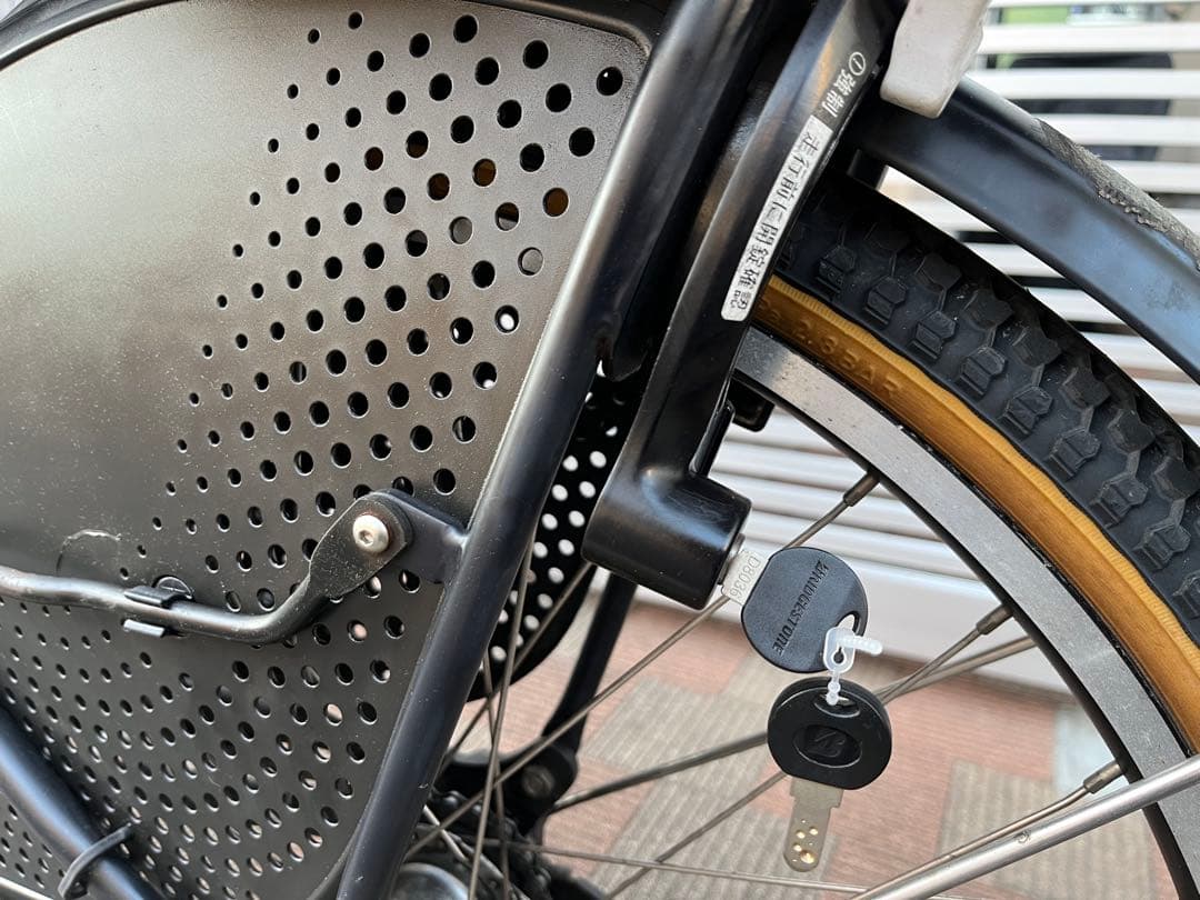 【横浜 引取限定】ブリヂストン HYDEE 前後バスケット付