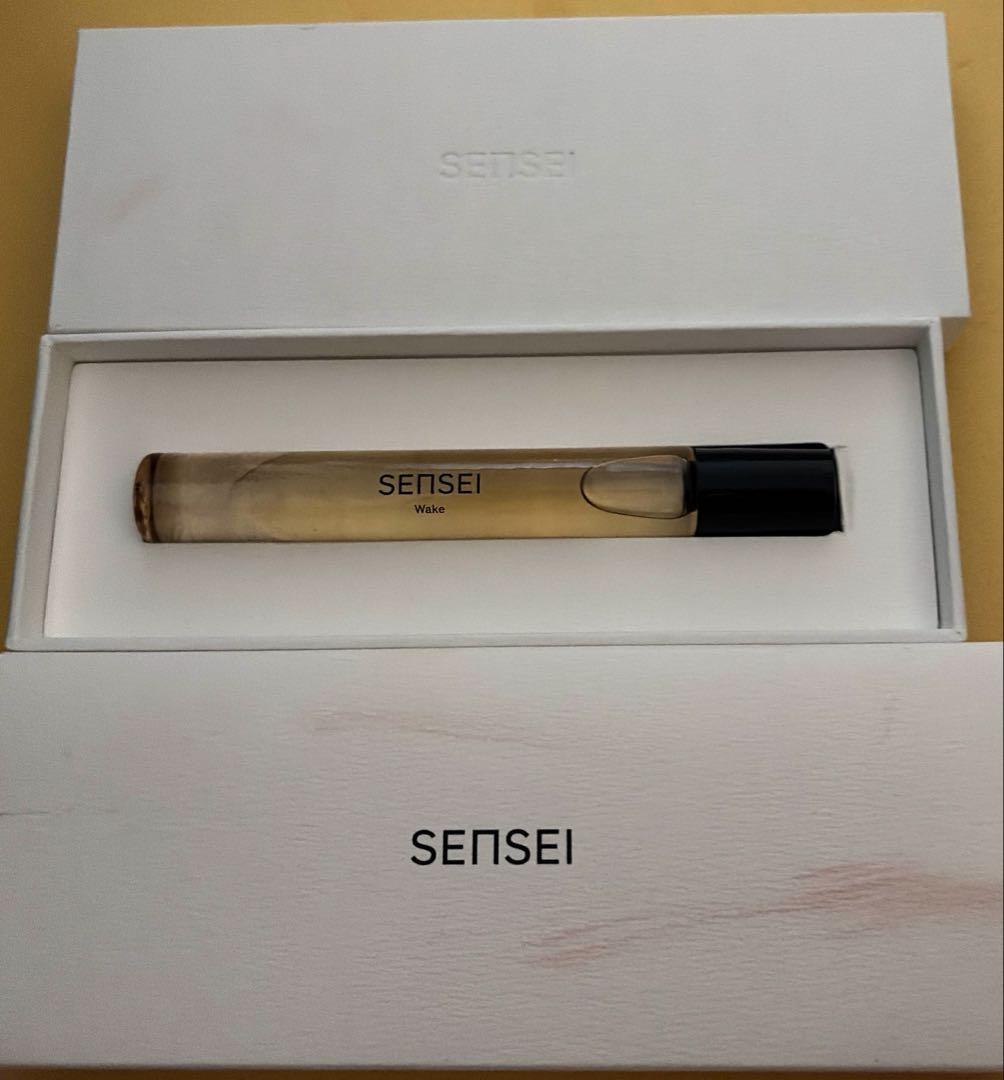 新品　Sensei Wake Essence Roller 香水　ロールオン