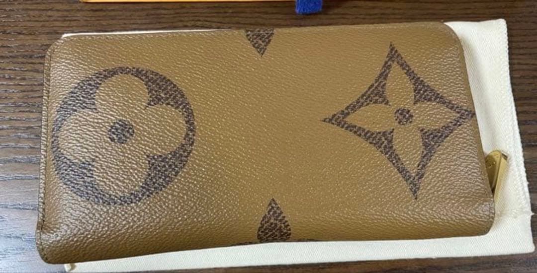 c*☆様 ルイヴィトン ジッピーウォレット ジャイアント モノグラムリバース I