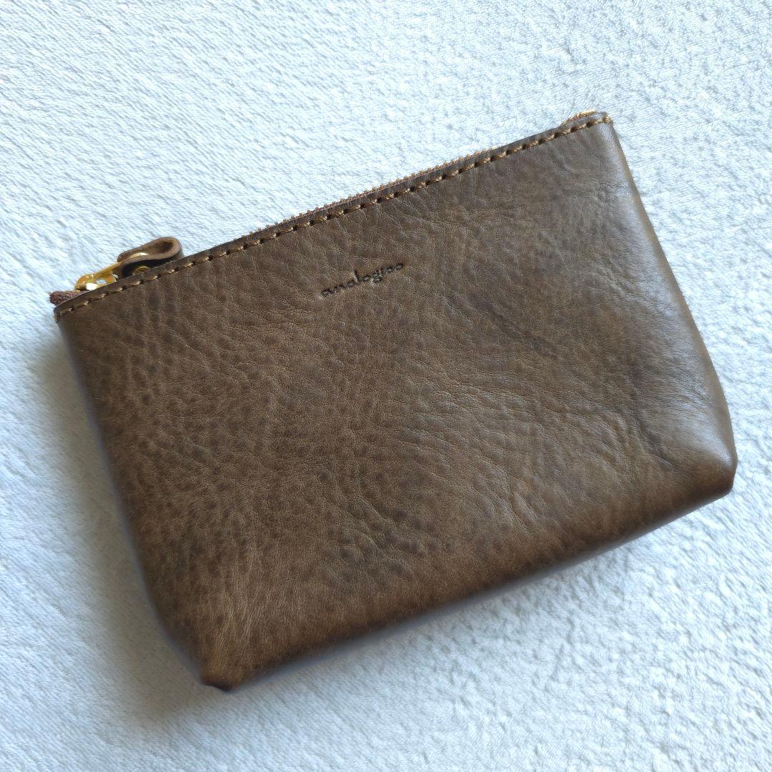 【新品・限定ローストグリーン】analogico 四角ポーチS 本革 アナロジコ