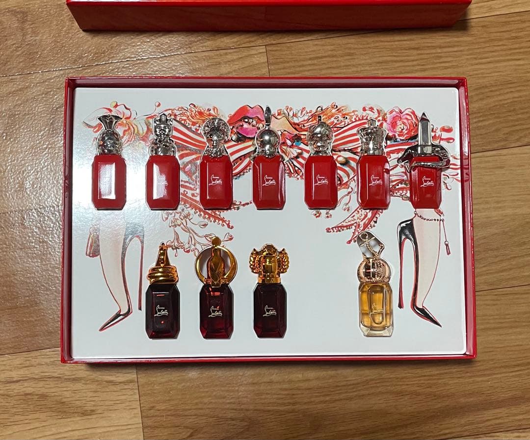 ルブタン ルビワールドミニチュアセット 11x9ml 限定品