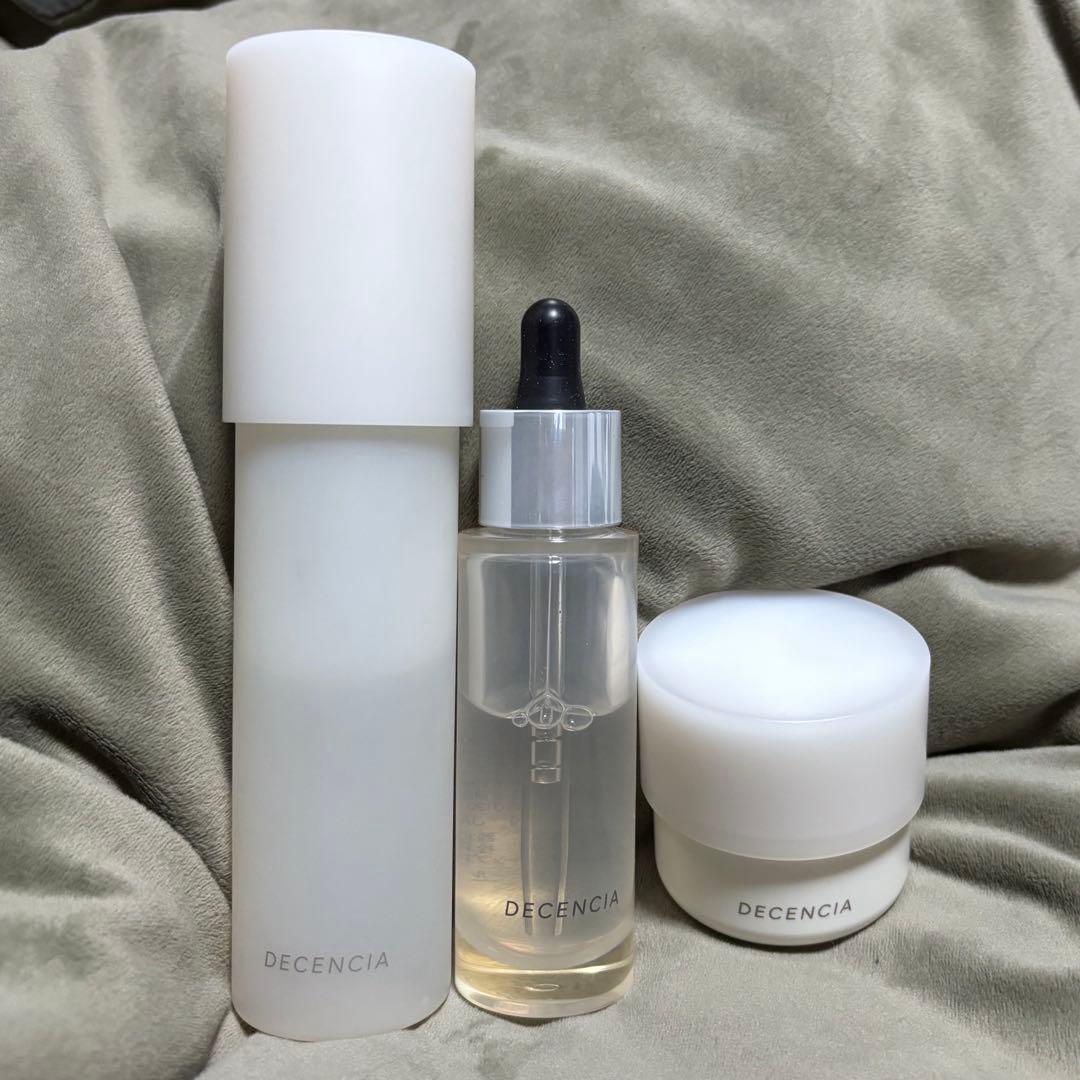 DECENCIA スキンケア 3点セット　サンプルつき