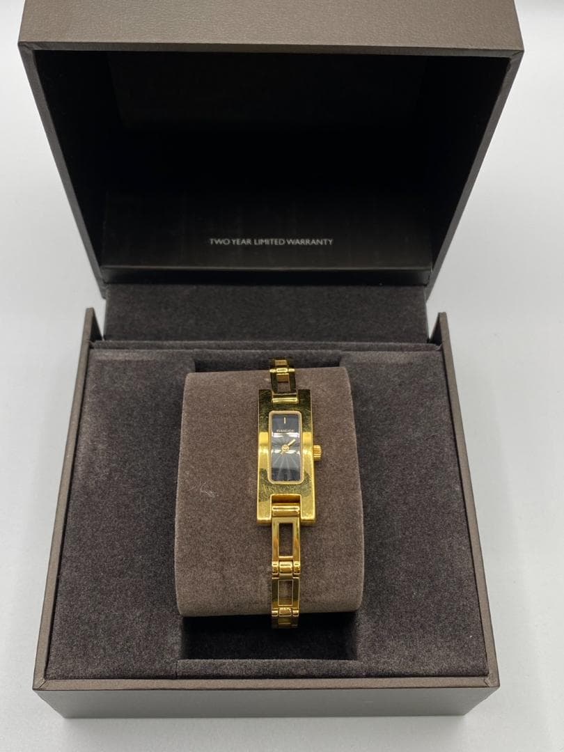 GUCCI グッチ　レディース　クォーツ　腕時計 3900L