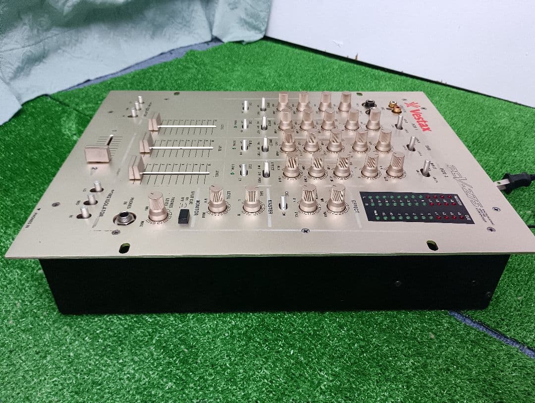 Vestax PCV-275　Djミキサー中古品