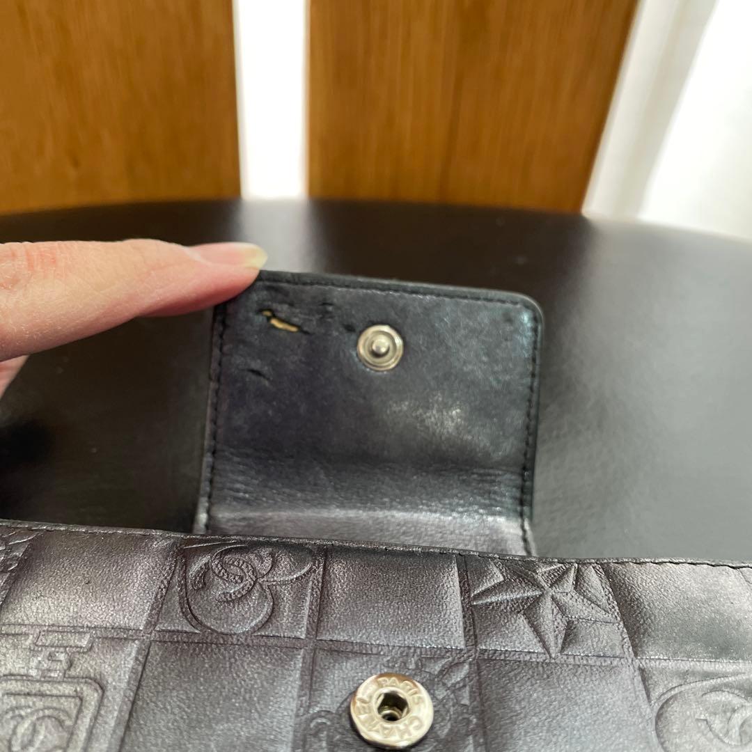 CHANEL ブラック 長財布 エンボス加工