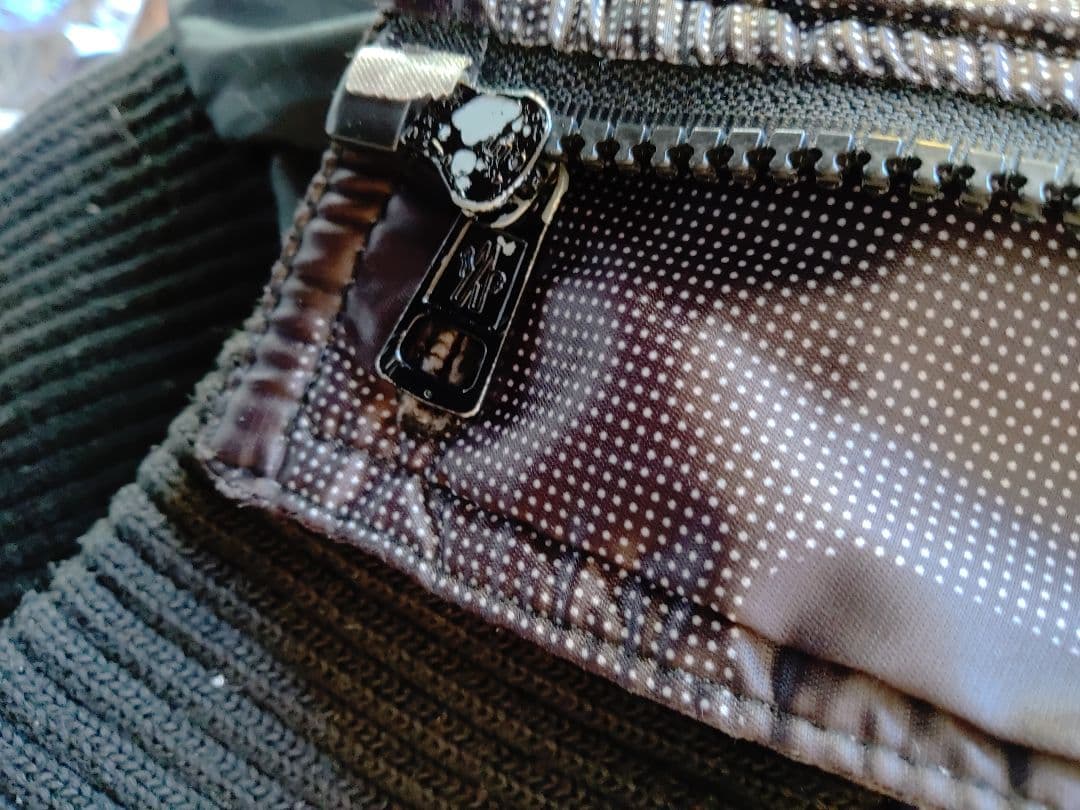 クリーニング済 カモフラージュ柄　中綿 　メンズМ　/ ブルゾン　ジャンパー