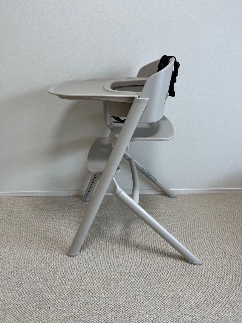 Novus　ノウス　ハイチェア　ベビーチェア