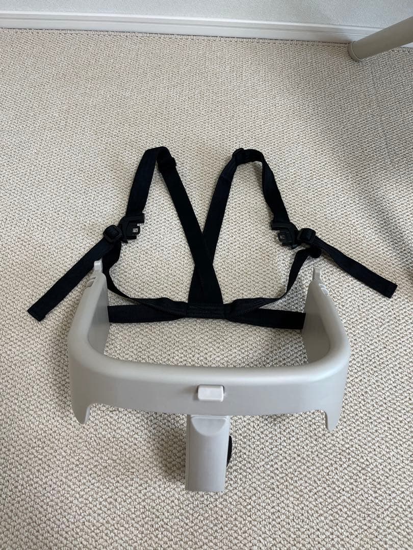 Novus　ノウス　ハイチェア　ベビーチェア