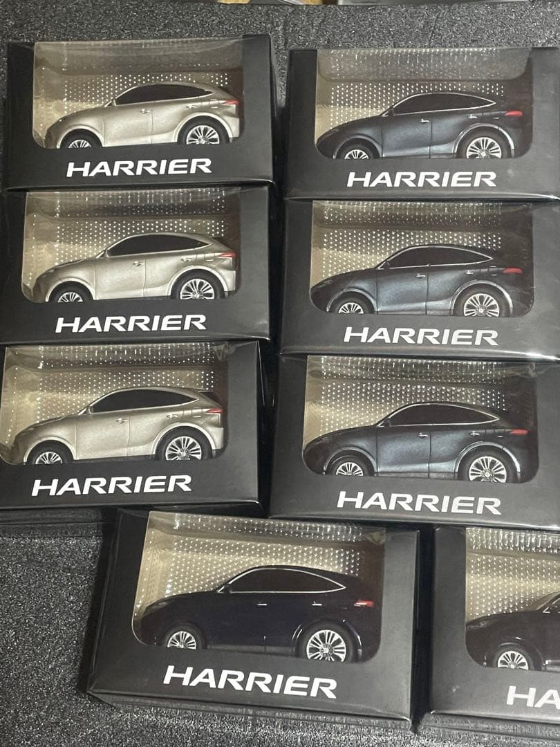 最終値下げ トヨタハリアー プルバックカー カラーサンプル ミニカー 11台