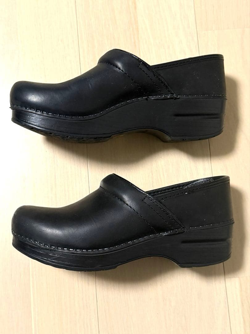 ダンスコ　DANSKO レザー本革　スリッポンシューズ　黒　37