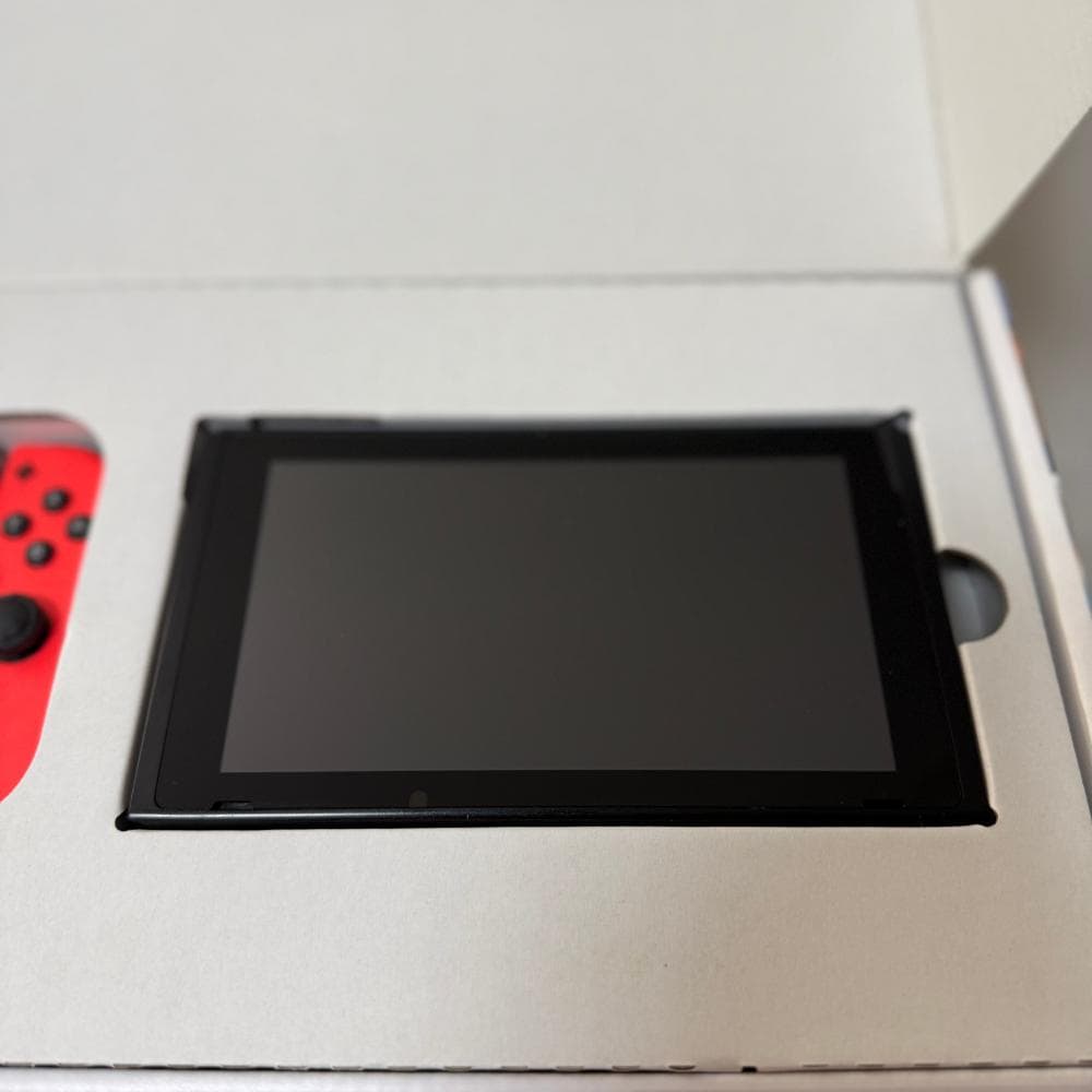 【カービィ付】Nintendo Switch 初代モデル ネオンブルー/レッド