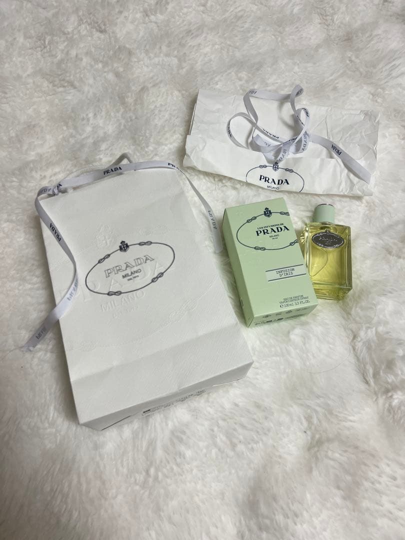 PRADA 香水Infusion d'Iris Eau de Parfumイリス