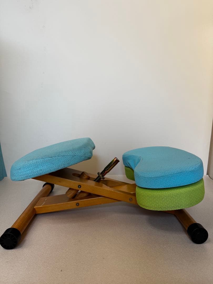 プロポーションチェア　姿勢矯正 姿勢が良くなる イス チェア 小学生 学習椅子