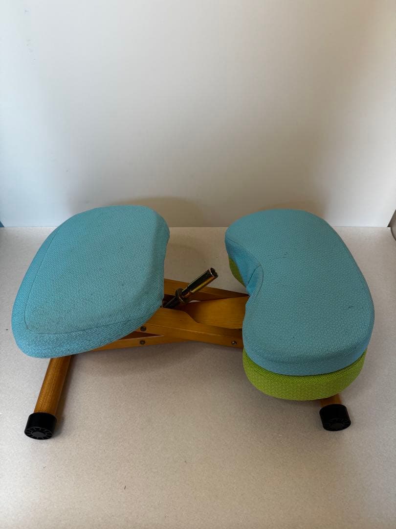 プロポーションチェア　姿勢矯正 姿勢が良くなる イス チェア 小学生 学習椅子