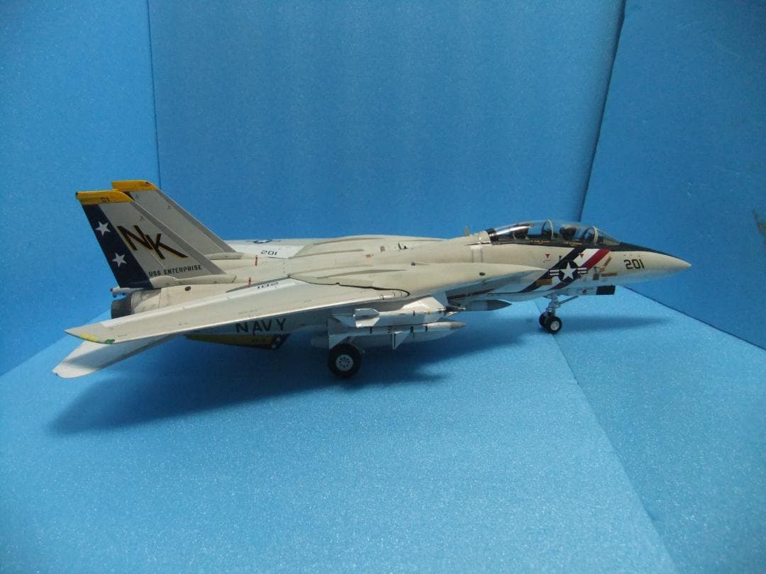 タミヤ　1/48　F-14 トムキャット　VF-2