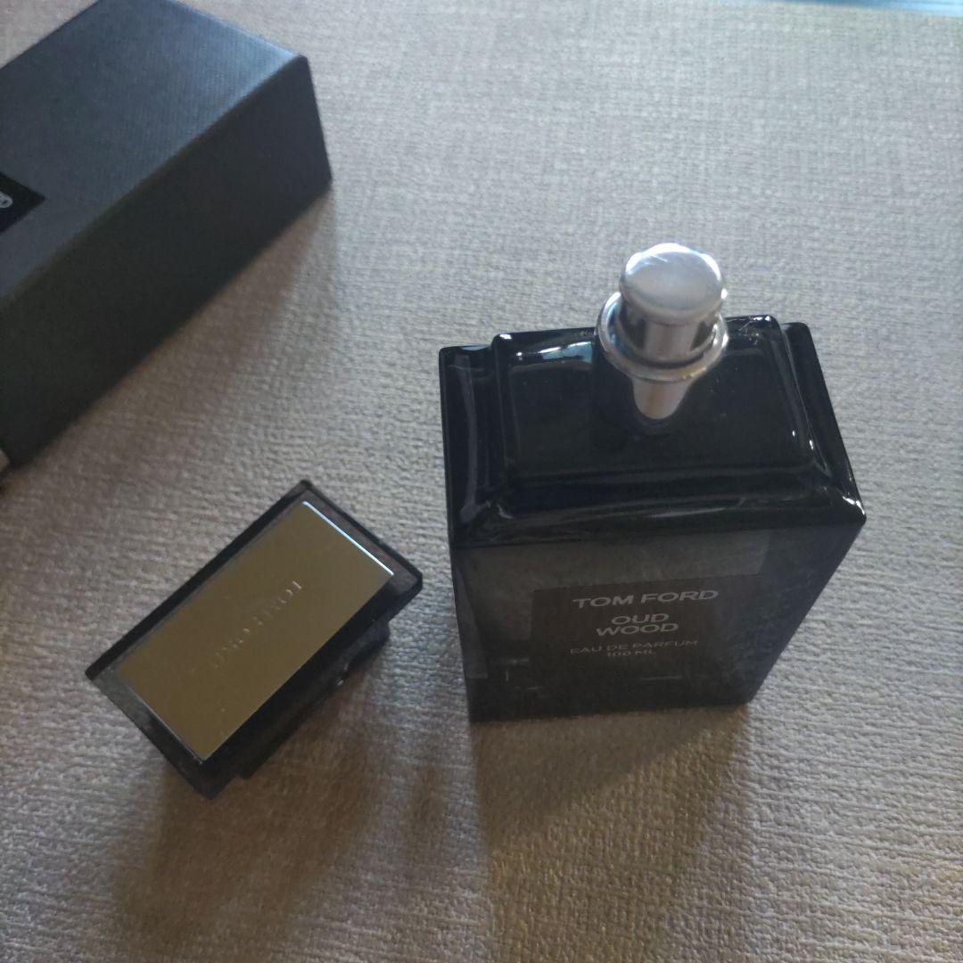 TOM FORD OUD WOOD コロン 100ml ボトル