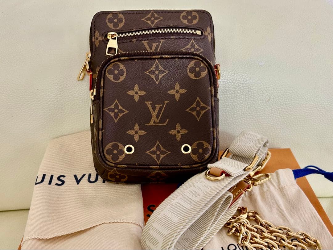 ⭐︎極美品⭐︎Louis Vuitton ユーティリティクロスボディバック