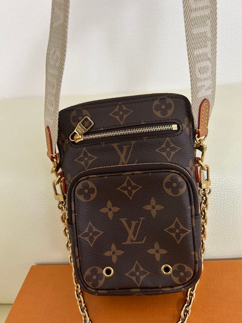 ⭐︎極美品⭐︎Louis Vuitton ユーティリティクロスボディバック