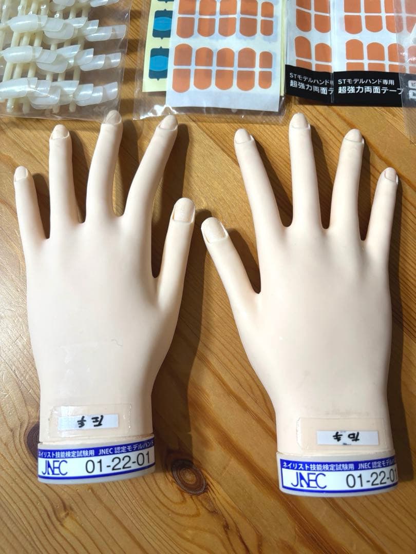 【骨折なし】認定ハンド　チップ　両面テープ　キューティクルシール　ネイリスト検定