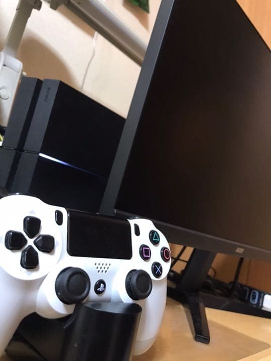 PS4 モニター　コントローラー2つ　充電器セット