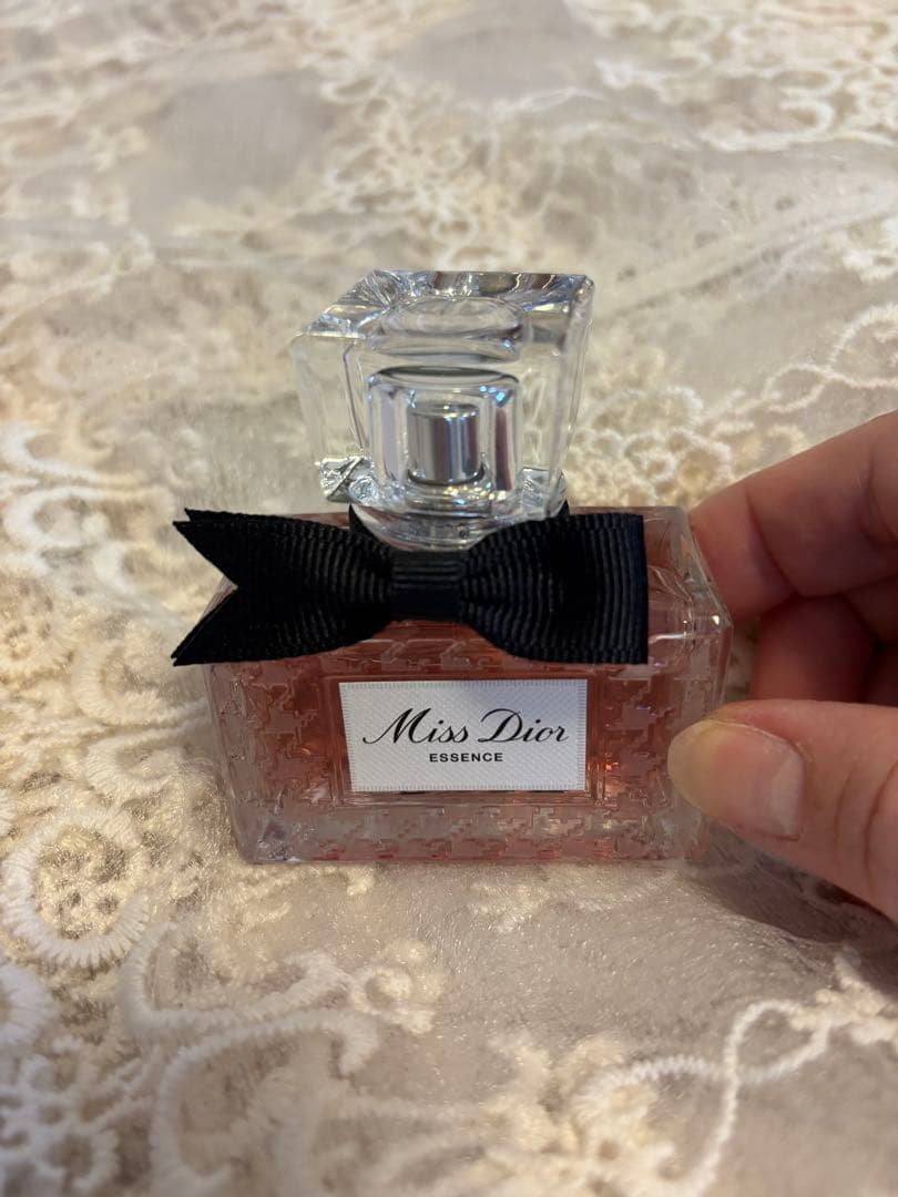 DIOR ミス ディオールエッセンス(パルファン) 新品同様です！最終お値下げ！