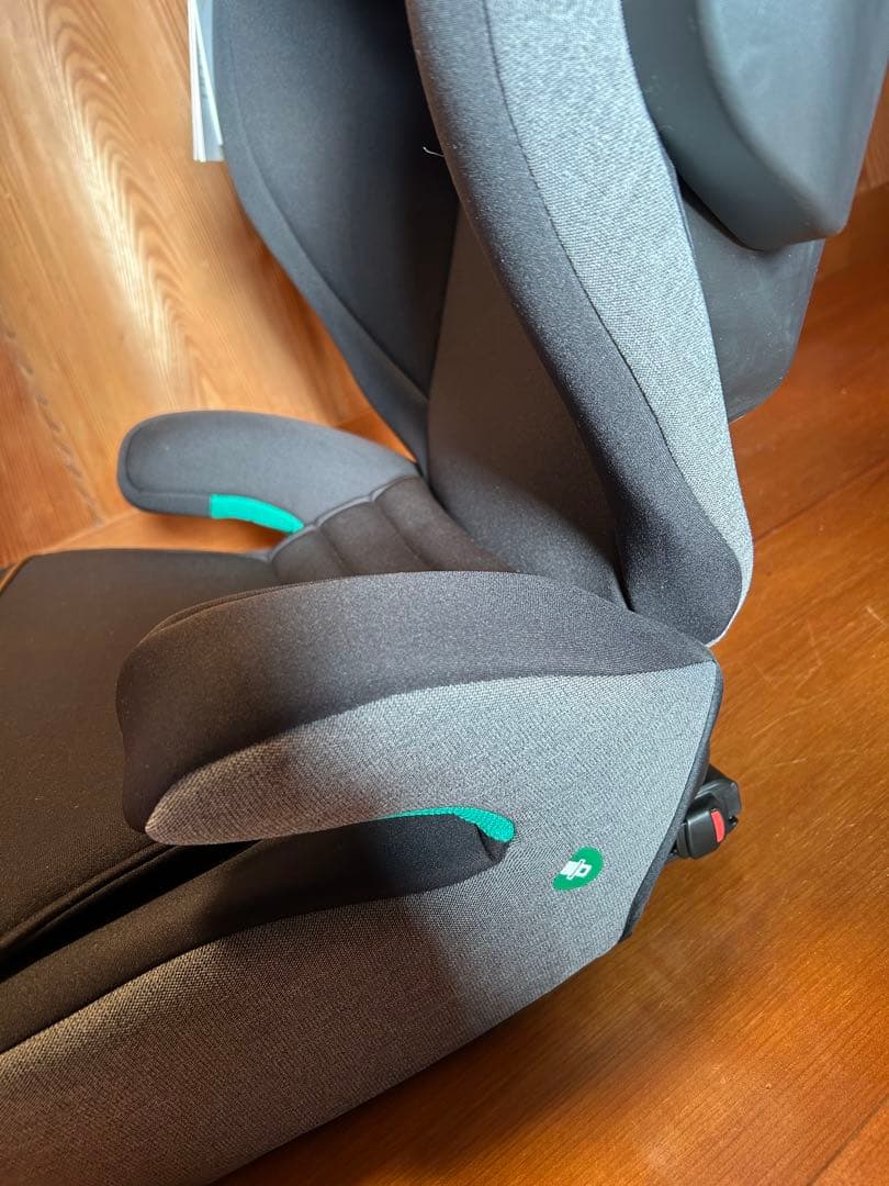 Joie ジュニアシート グレー/ブラック