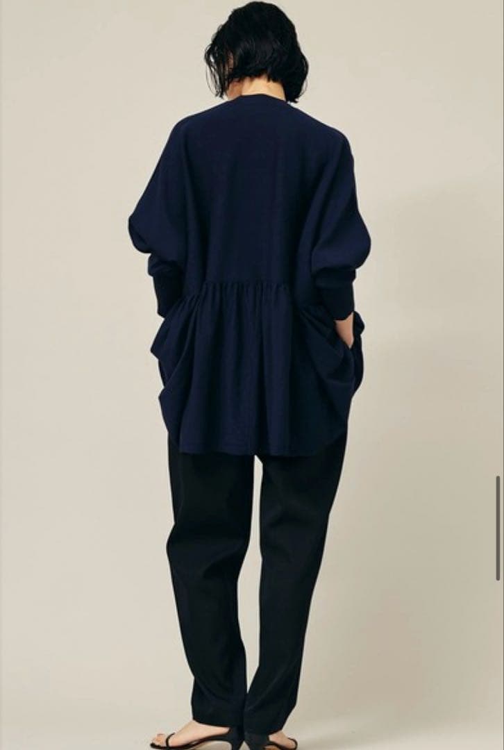 Curensologyテンセルポリエステルギャザープルオーバー