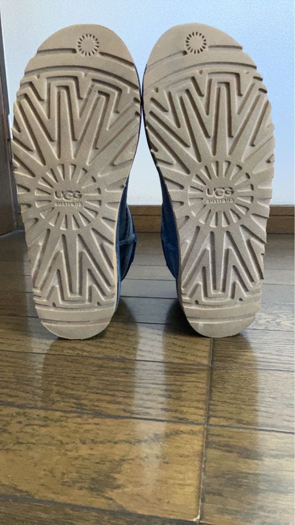 アグ、ムートンブーツ　クラッシックミニ 24センチ