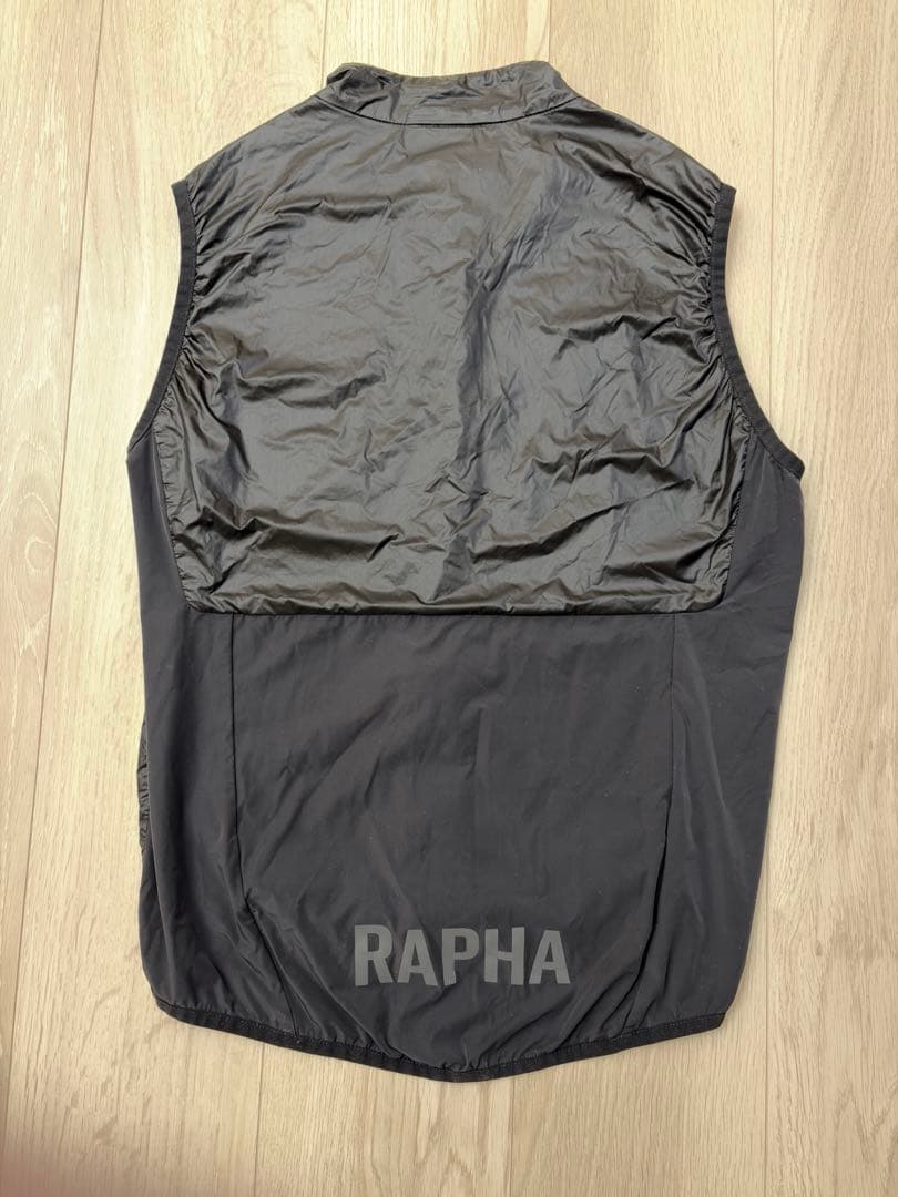 Rapha プロチーム　インサレーテッドジレ