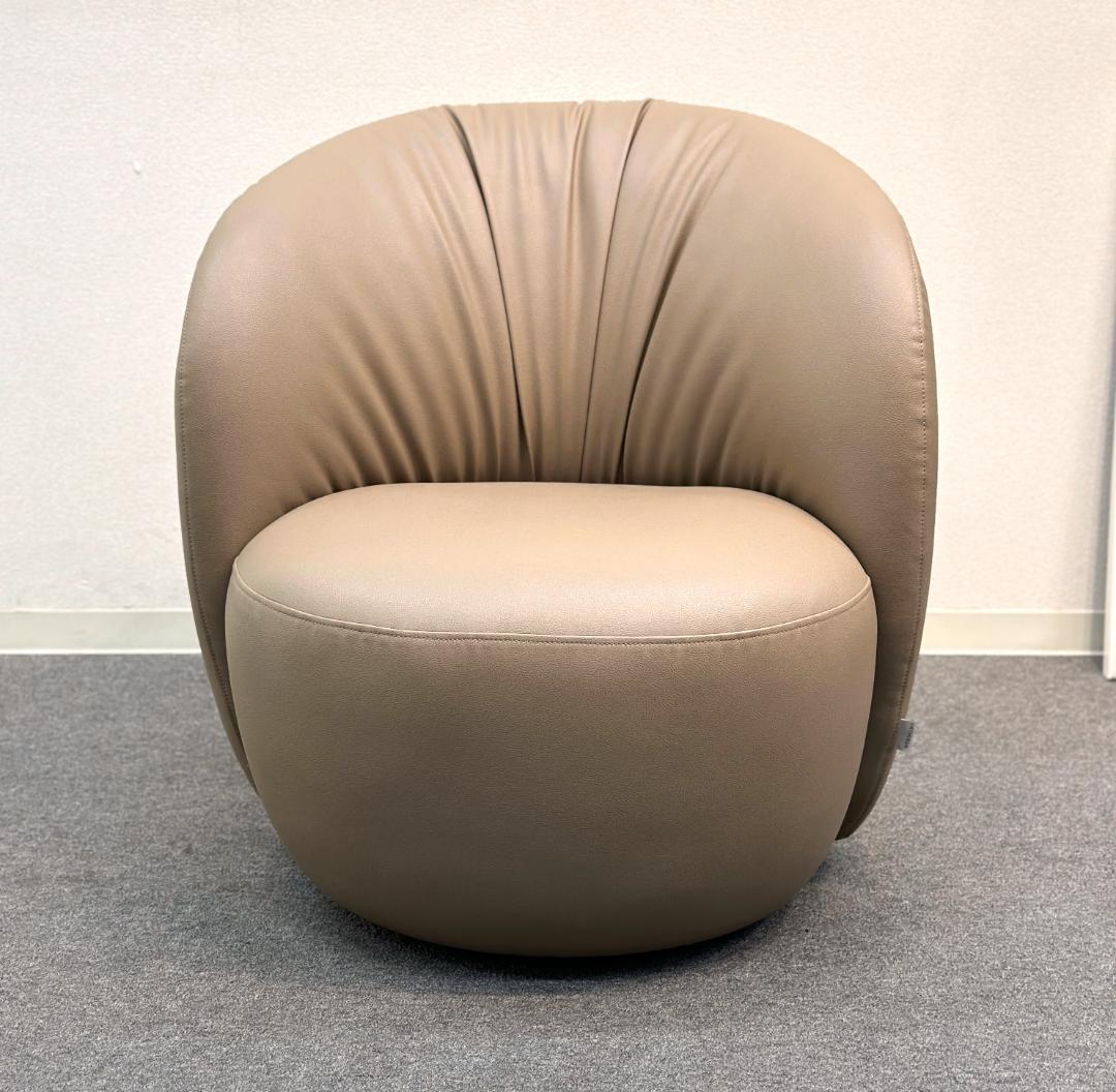 WENDELBO■オヴァタチェア　ベージュ　エレガント　北欧モダン　デンマーク