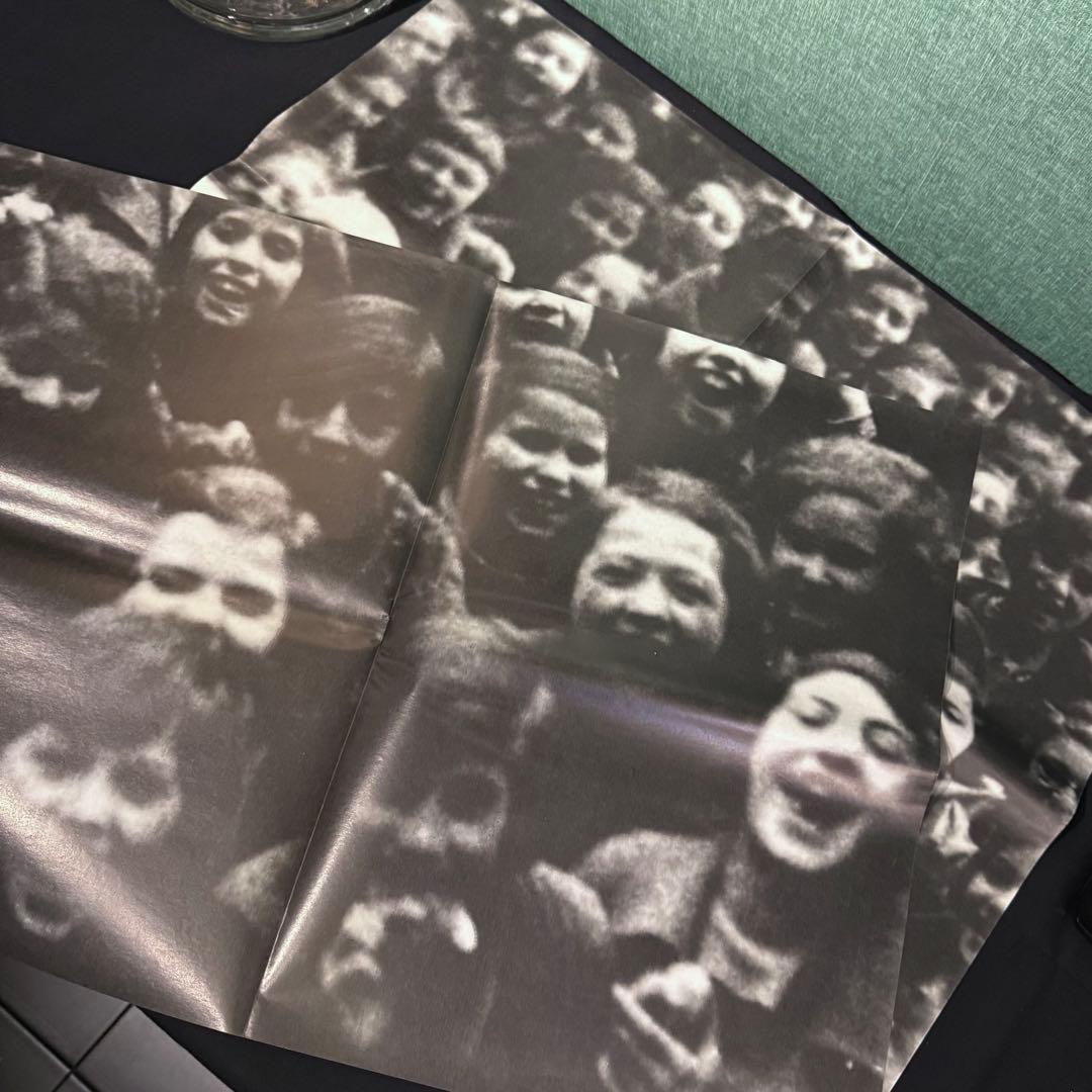 1998年発行美品ChristianBoltanskiアート新聞Agnès b.