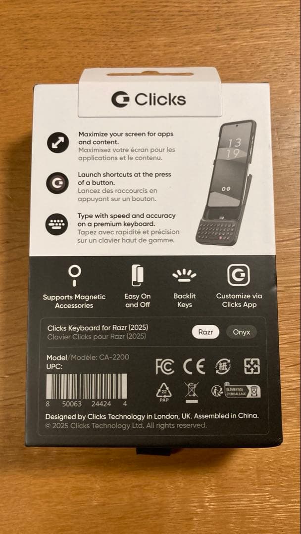 スマホアクセサリー Clicks Keyboard