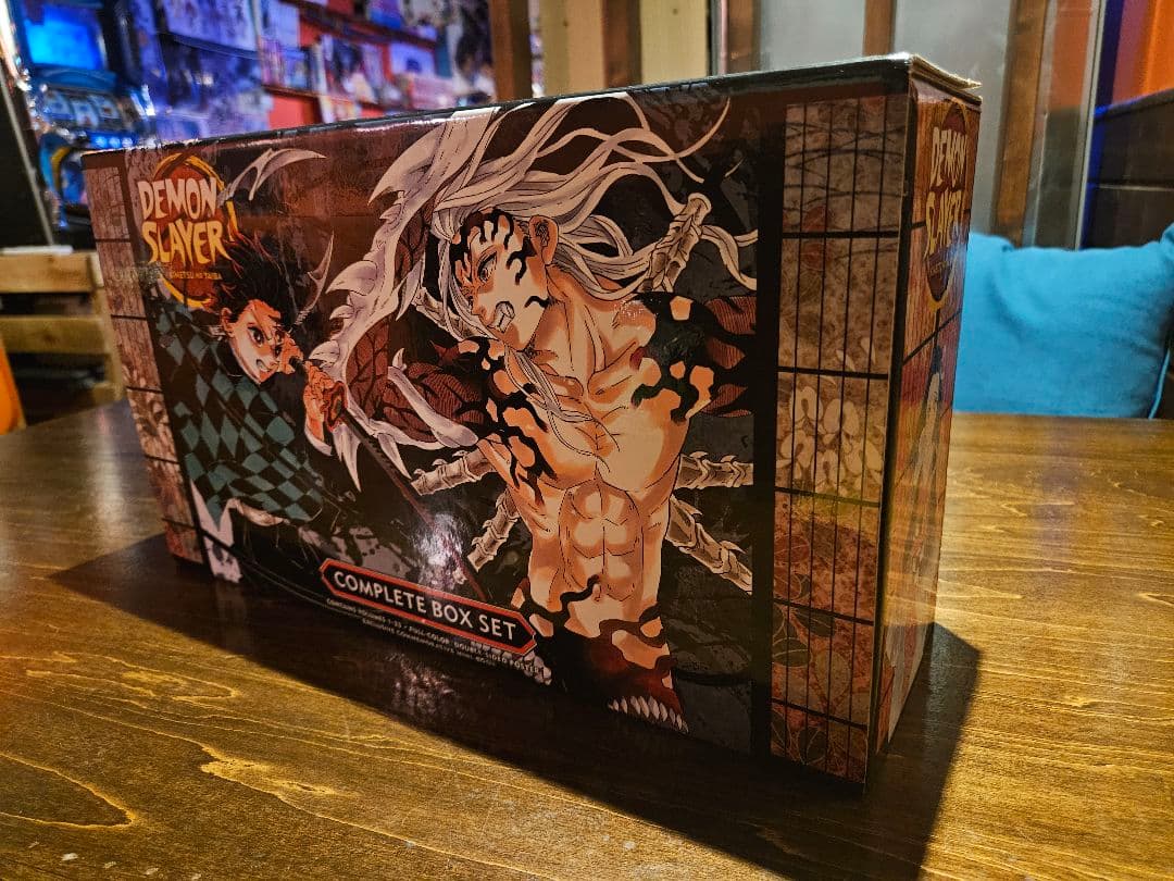 鬼滅の刃　英語版　コンプリートセット　全巻　デーモンスレイヤー