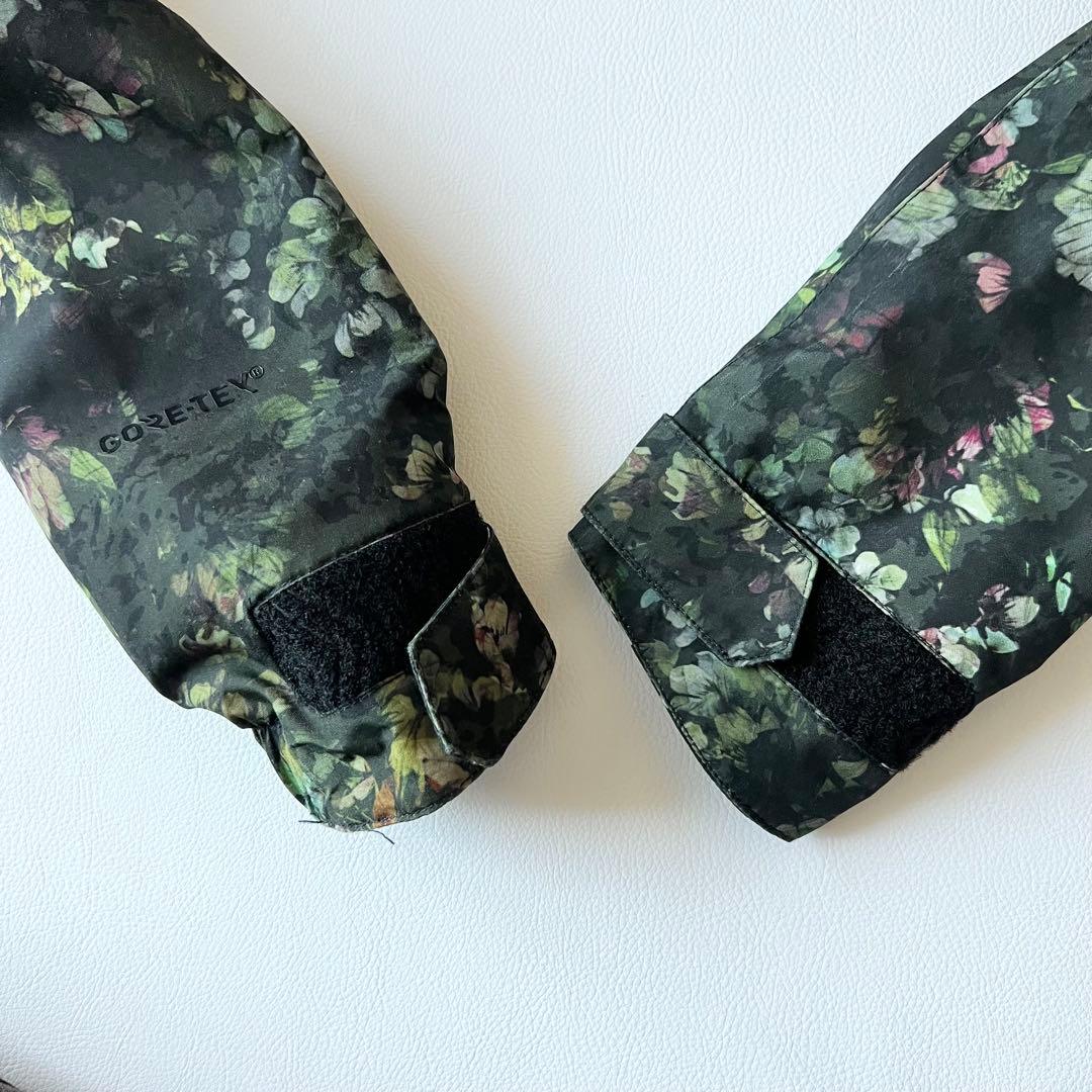 3237【美品】ボルコム　ジャケット ゴアテックス 総柄 花柄　レディース 緑