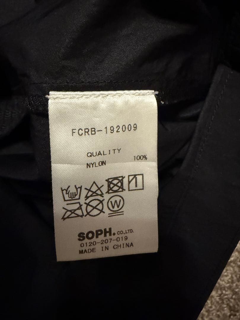 週末価格！FCRB ツアーベンチコート　定価53900円　美品