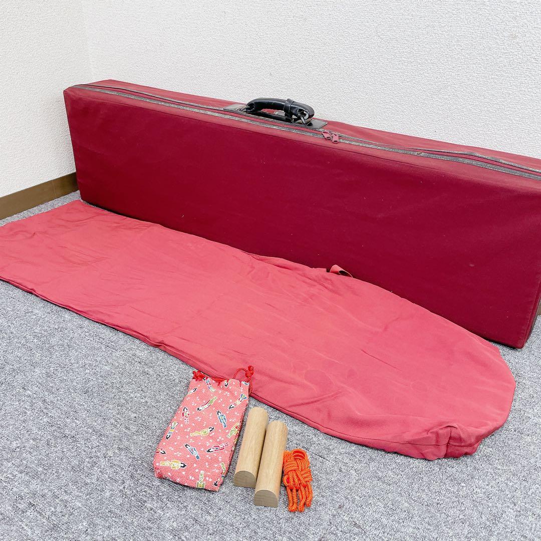 三味線 佳四郎 在銘 トチ入り紅木 金細 綾杉彫り胴 細棹 1本溝 桐箱 和楽器