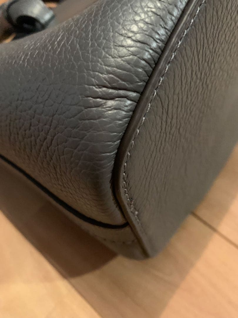 【美品】FURLA グレー ハンドバッグ