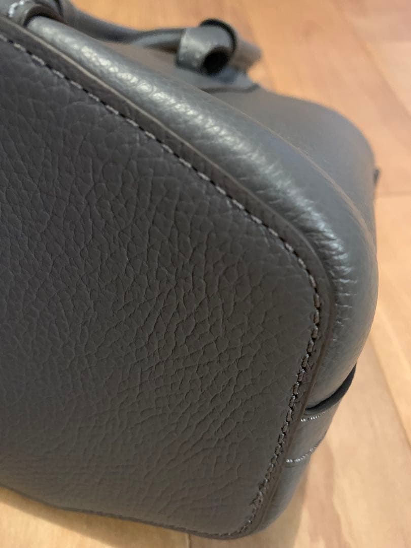 【美品】FURLA グレー ハンドバッグ