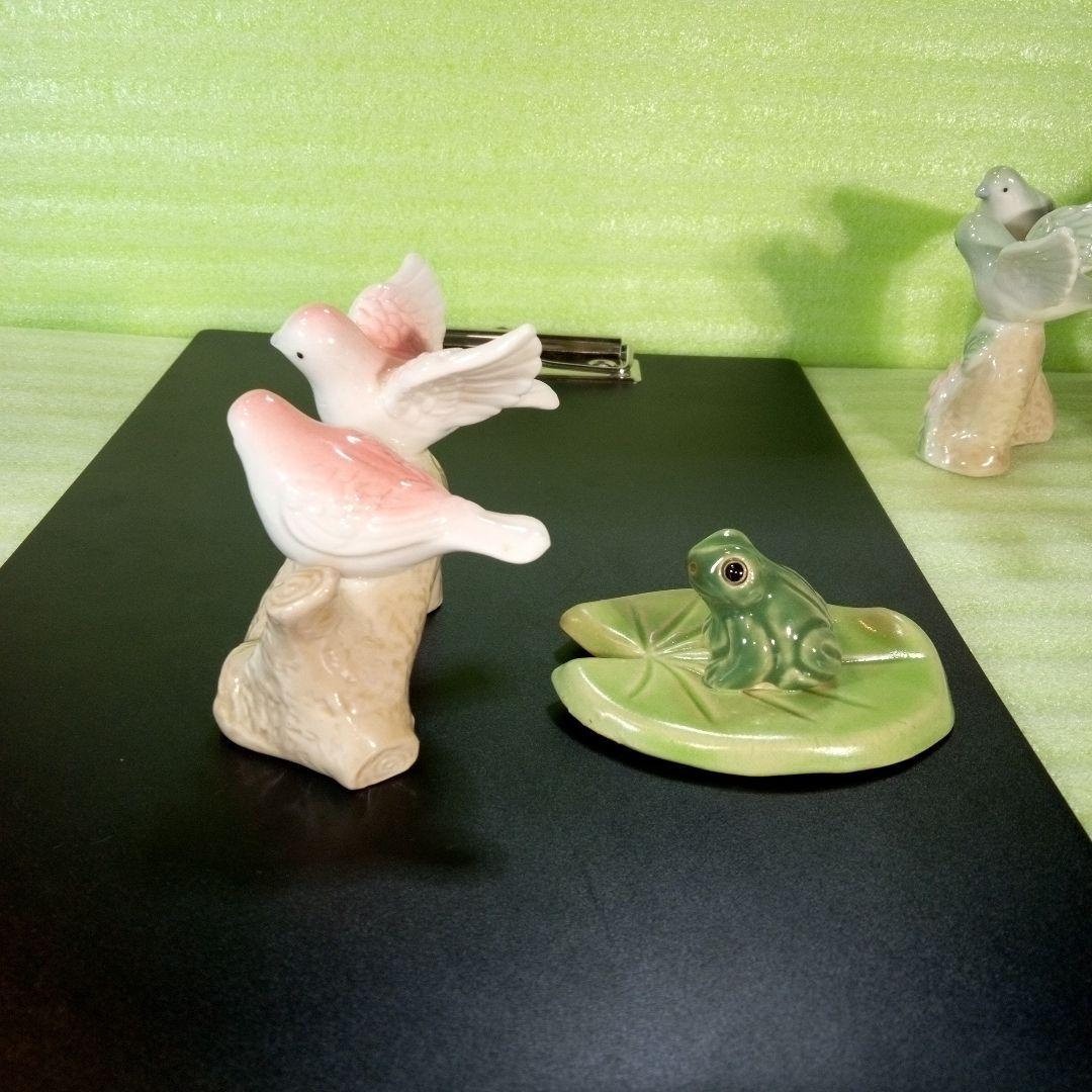 ニャオ　鳩と思われる置物3個とカエルの置物1個　4個セット