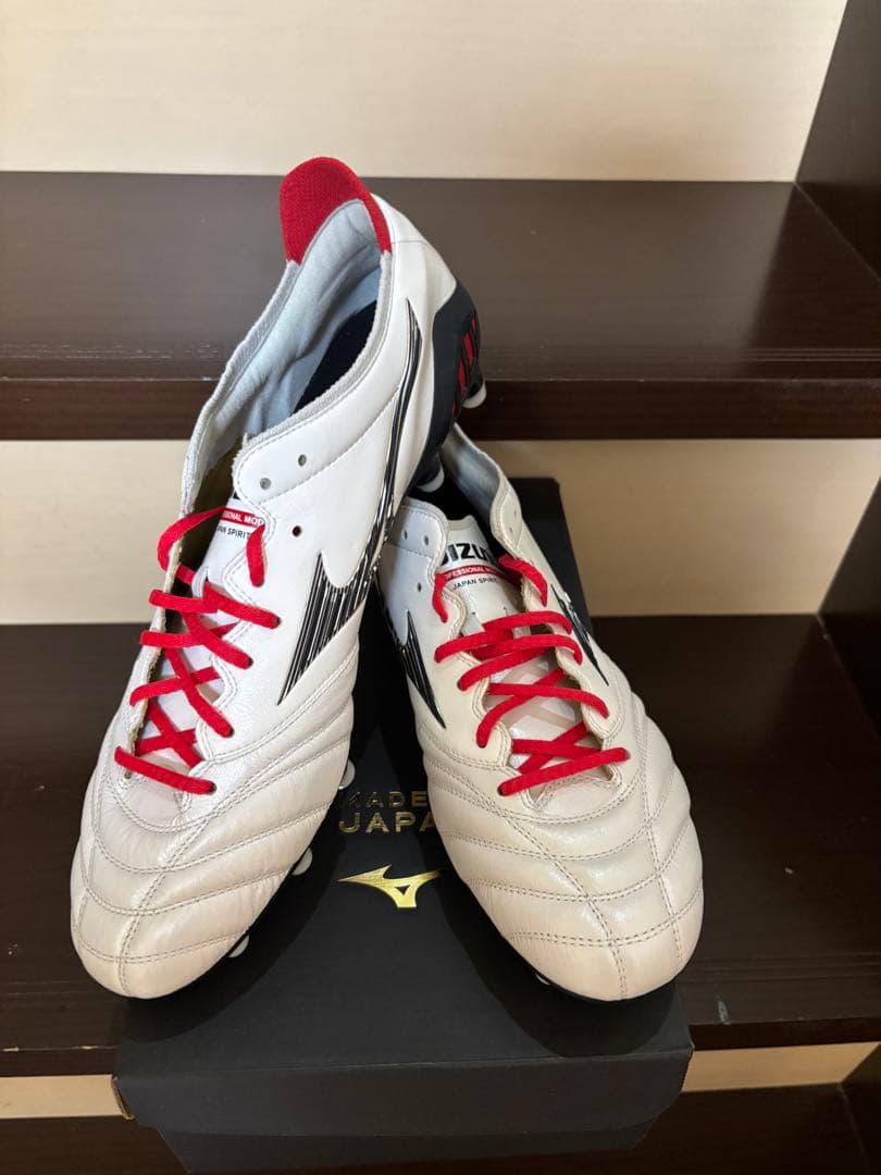 サッカースパイク　ミズノ　モレリアネオ3 JAPAN 新品　27cm