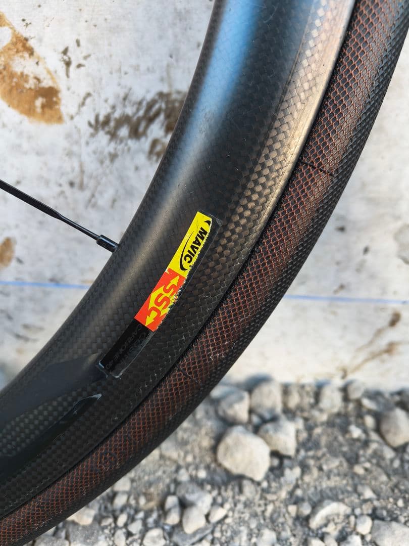 MAVIC COSMIC CARBON 40　チューブラーホイール