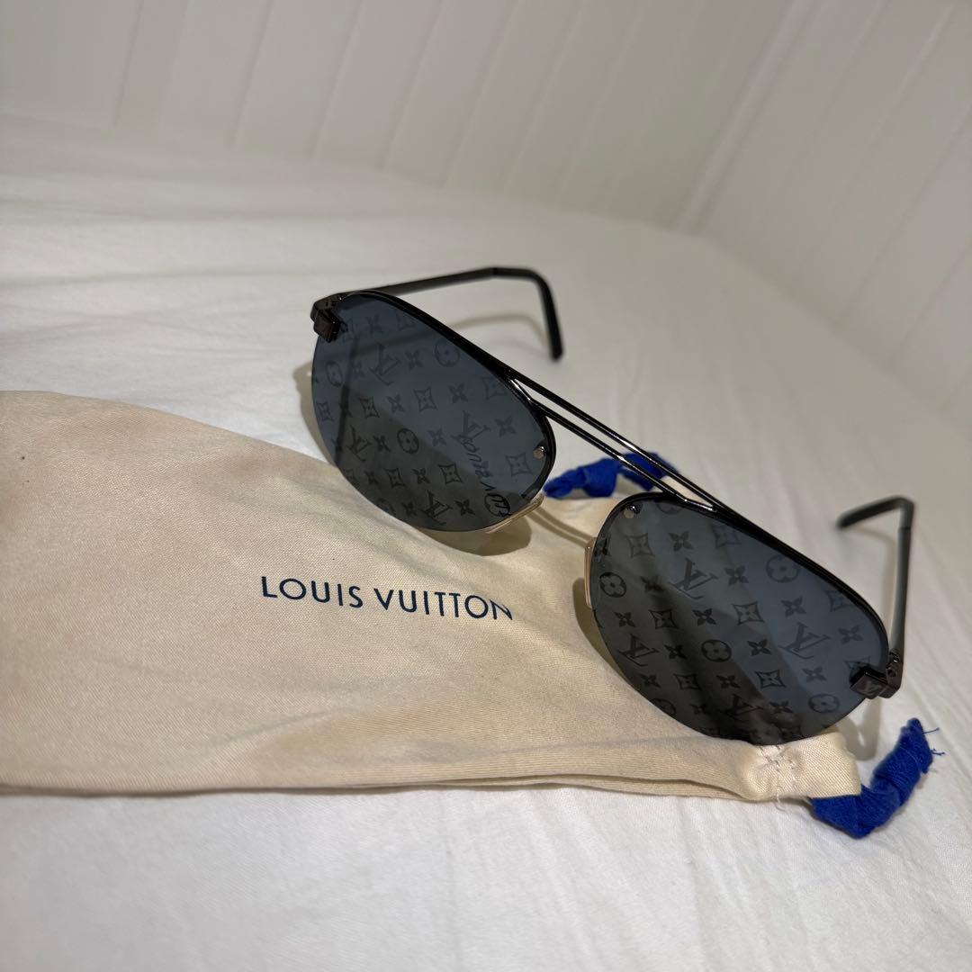 ★*0様 LOUIS VUITTON サングラス　モノグラム　クロックワイズ　Z