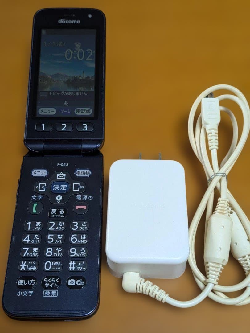 docomo らくらくホン F-02J ネイビー