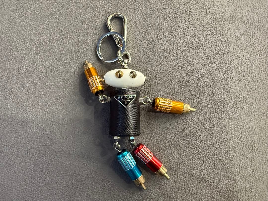 【心斎橋店】プラダ　チャーム　 キートリック ロボット　ブラック 2TR030