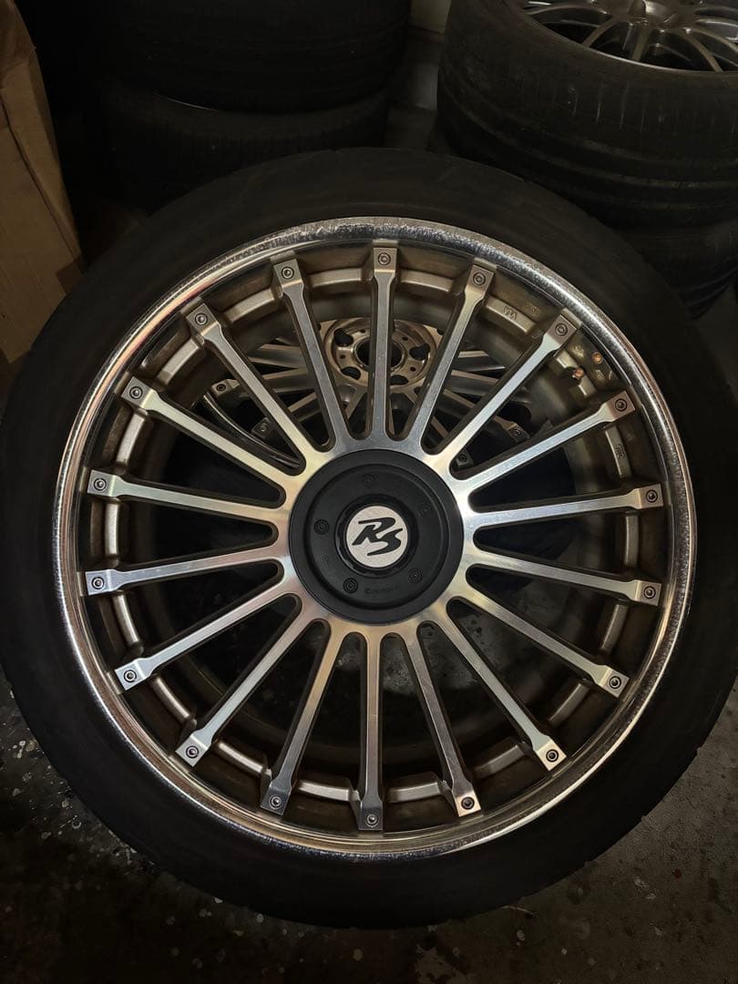 【中古品】CRIMSON RS CV FIN 20インチ　タイヤ4本セット！